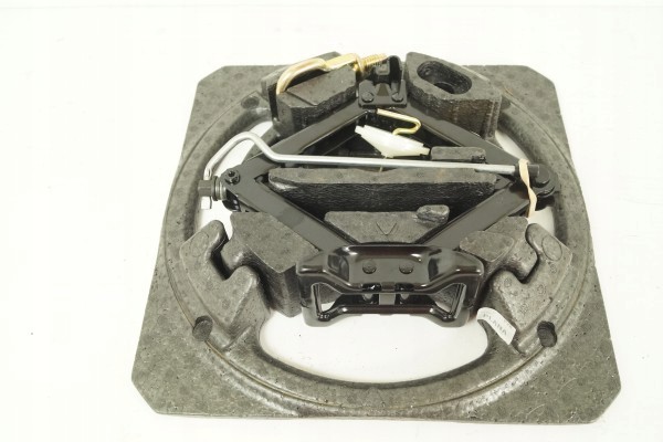 Podnośnik Lewarek Ford Focus MK2 Komplet 6M51-170