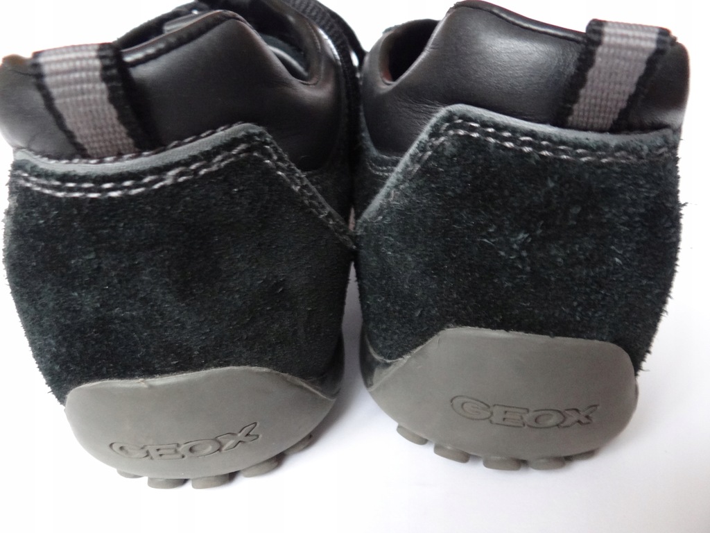 geox respira brogues