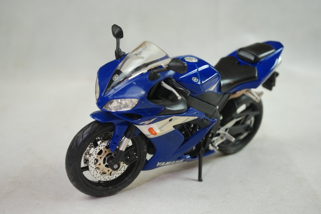 Maisto Yamaha R1 motocykl model skala 1:12