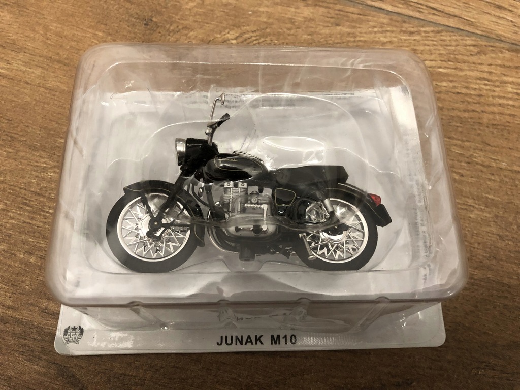JUNAK M10 KULTOWE AUTA PRL Deagostini