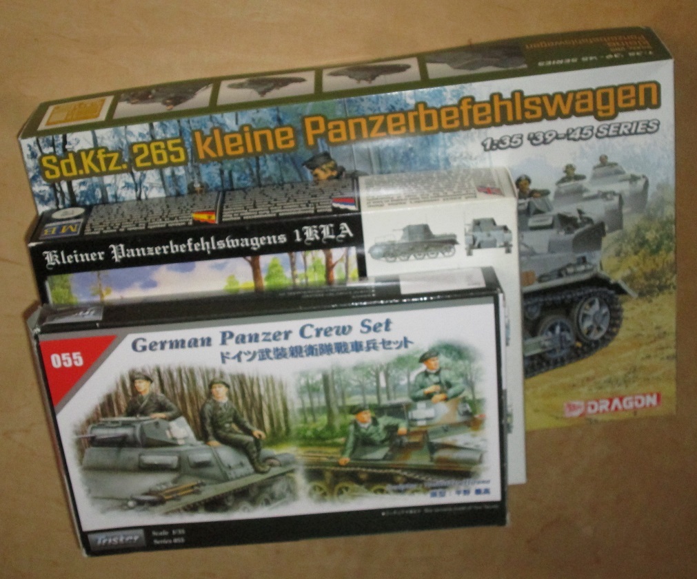 dwa niemieckie małe czołgi dowodzenia + czołgiści
