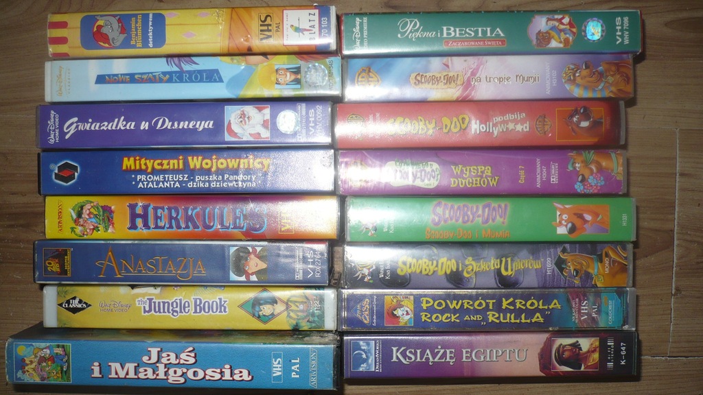 KASETY VHS BAJKI -16 SZTUK