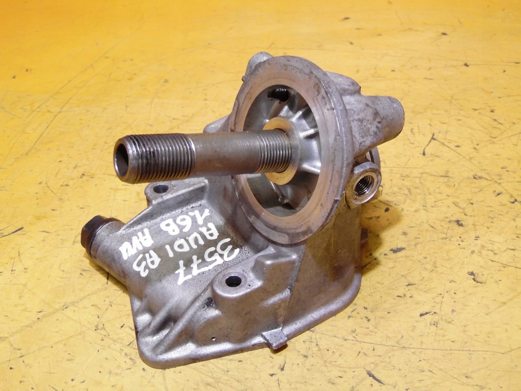 PODSTAWA FILTRA OLEJU A3 8L 1.6 SR AVU 06A115417