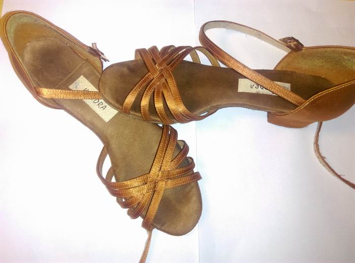 Buty taneczne klocek Kozdra roz. 34 BDB stan
