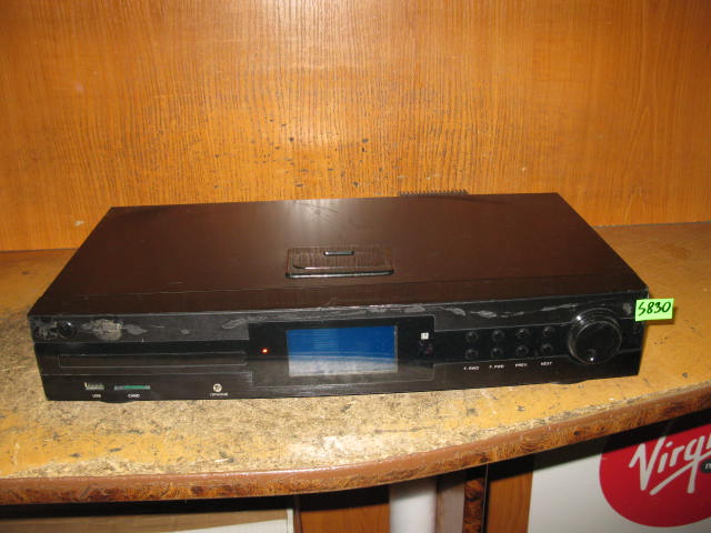 ODTWARZACZ DVD MUVID IR 915 - NR S830