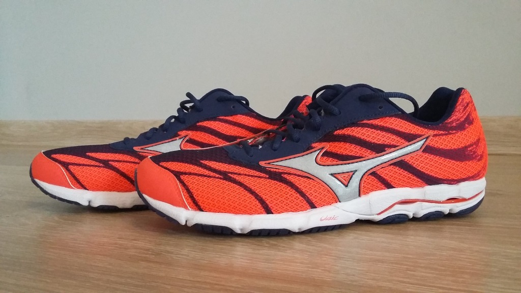 MIZUNO WAVE HITOGAMI 3 EU 41/US W10/JP 26,5 cm