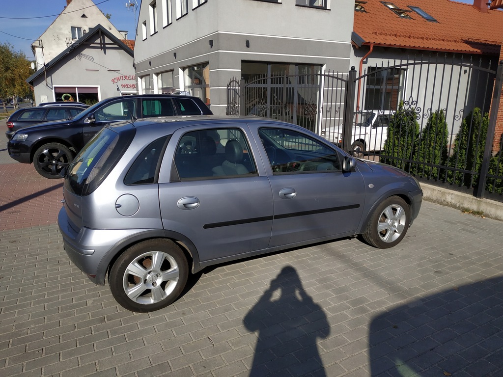 Opel corsa c 2004