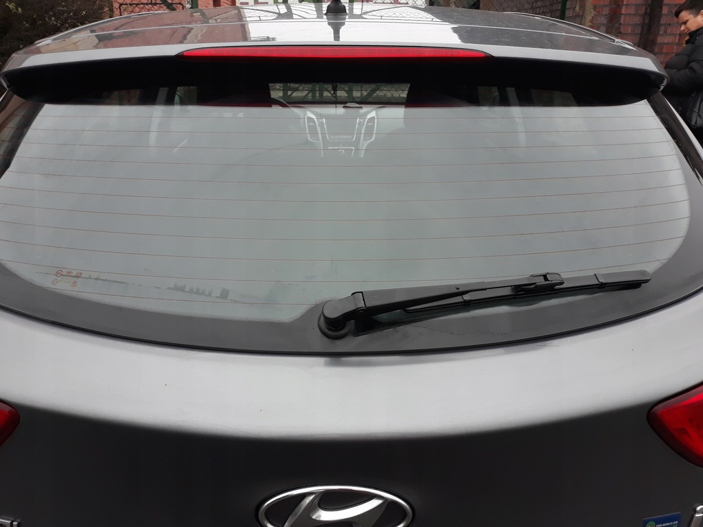 6310110k00. Задний дворник i30. Фото заднего дворника tank 300. Задний дворник i30. Задний дворник i30.