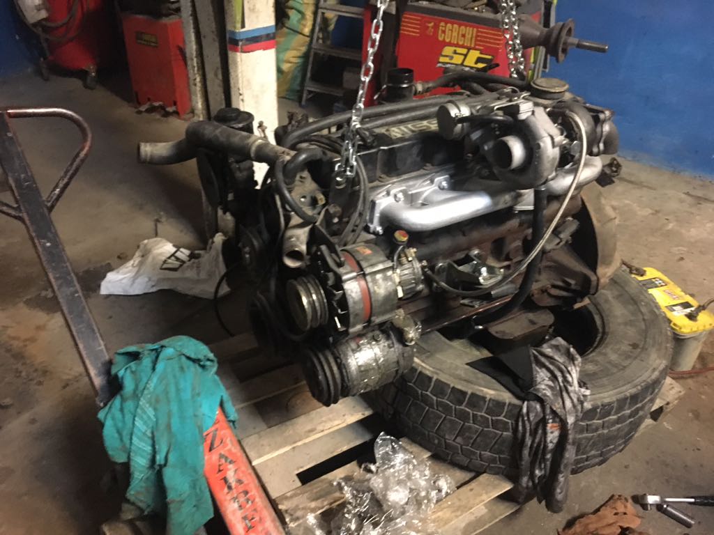 Silnik 4.2 Nissan patrol T42TD  turbo  kompletny