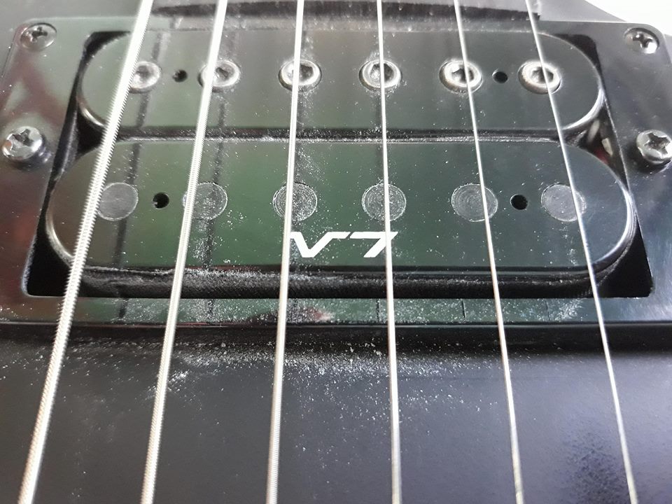Ibanez V7 V8