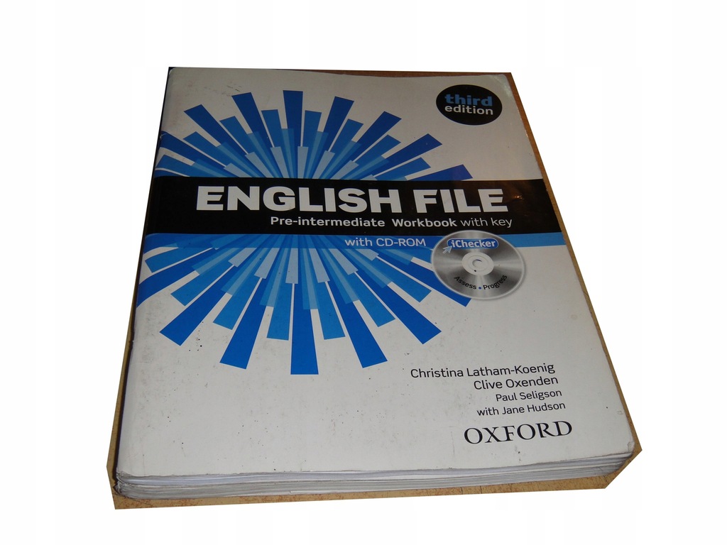 English file pre intermediate student s book third 7334239443