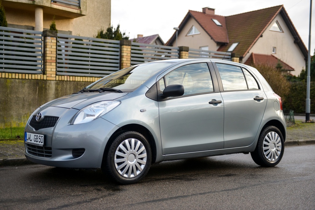 Toyota Yaris 1.3 benzyna 5 drzwiowa