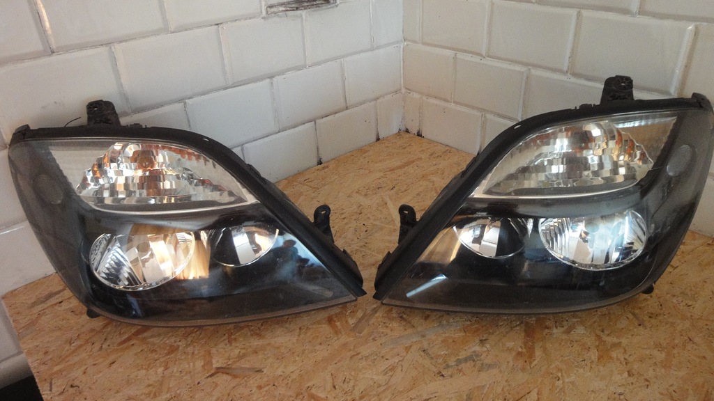 LAMPA PRZÓD PRZEDNIA LEWA Renault SCENIC RX4