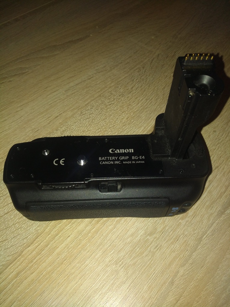 Canon Battery Grip BG-E4