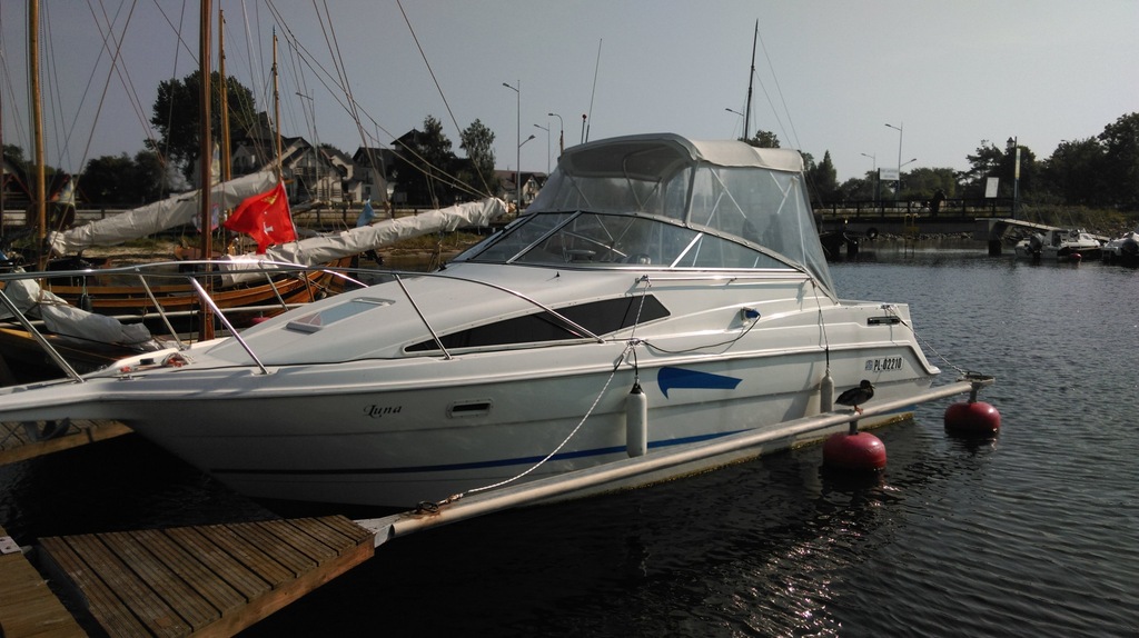 Jacht Motorowy Bayliner 2655 Ciera Kabinowy