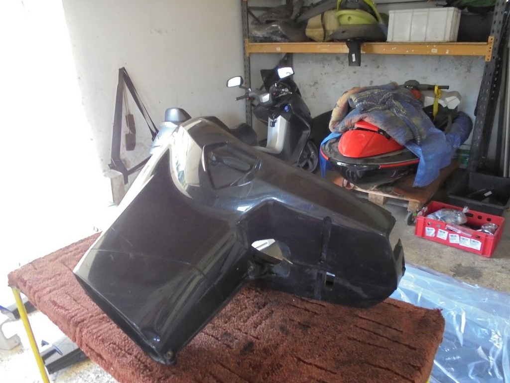 Evinrude E-Tec 75 90 Obudowy Kolumny Silnika