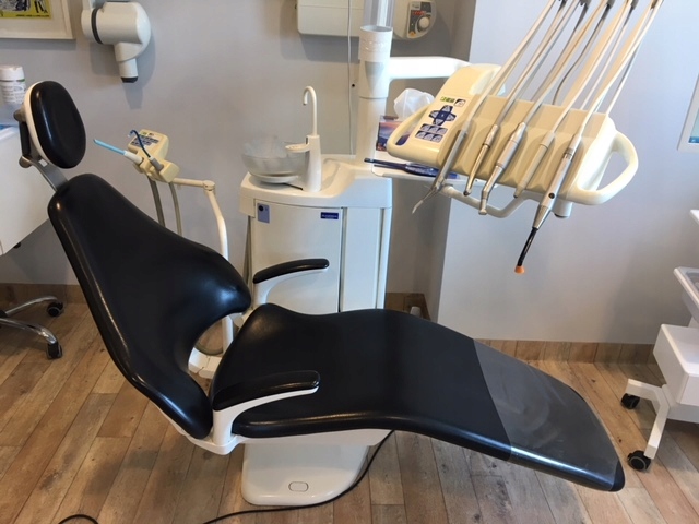 Unit stomatologiczny Planmeca Compact i