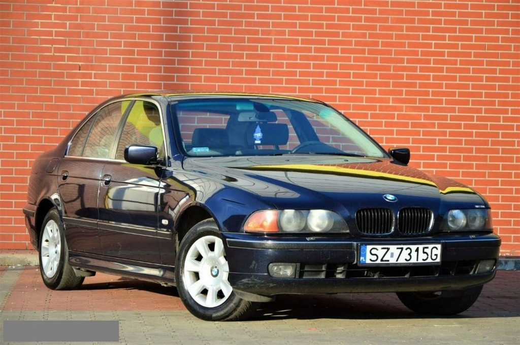 BMW 523 2.5i Ładna Navi Xenon Bez Korozji
