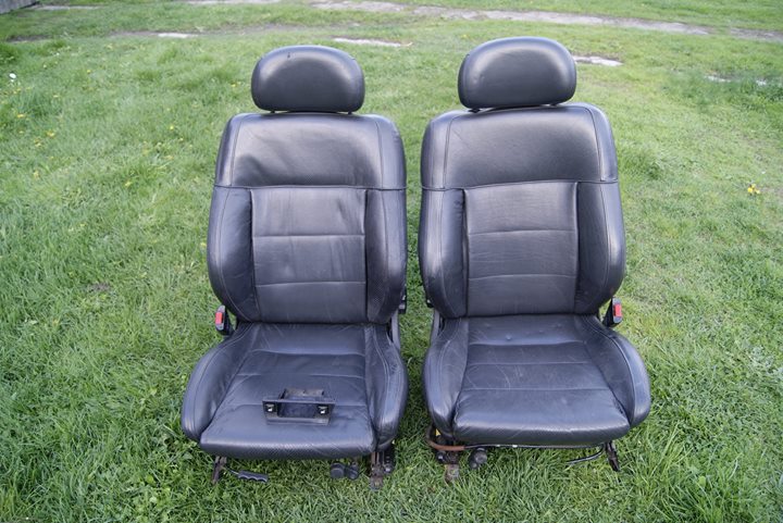 Czarna skóra Opel Calibra