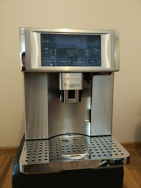 Delonghi PrimaDonna Avant Esam 6700 ekspres 7175045100