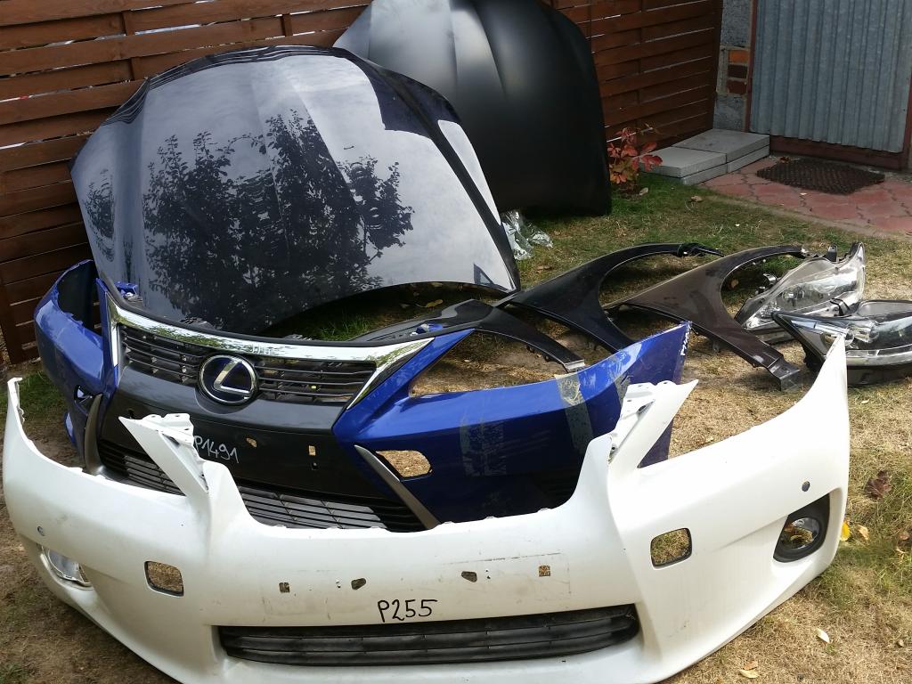 Lexus CT 200h zderzak maska lampy caly przod