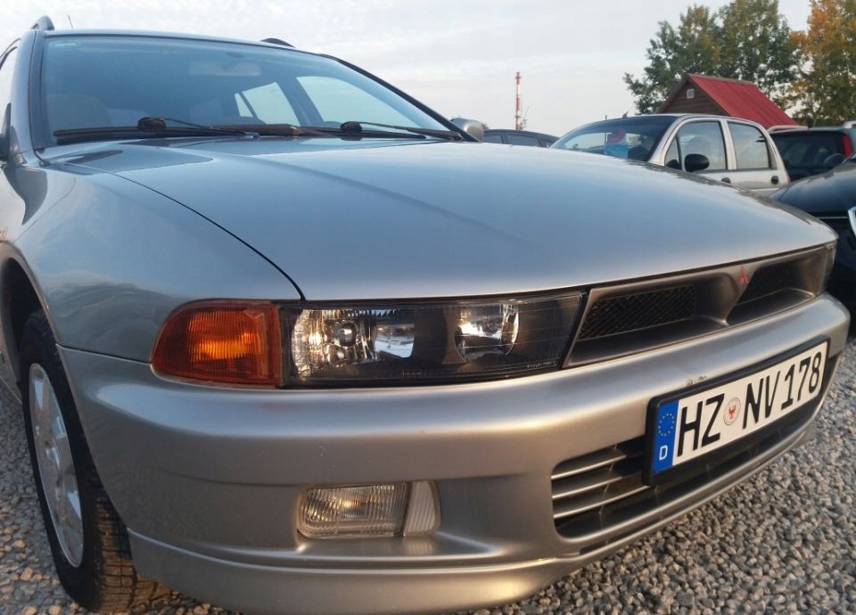 Mitsubishi Galant
