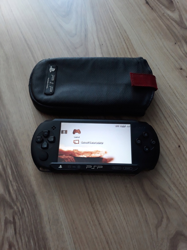 Play Station Portable PSP E1004 + Kamera + 10 gier