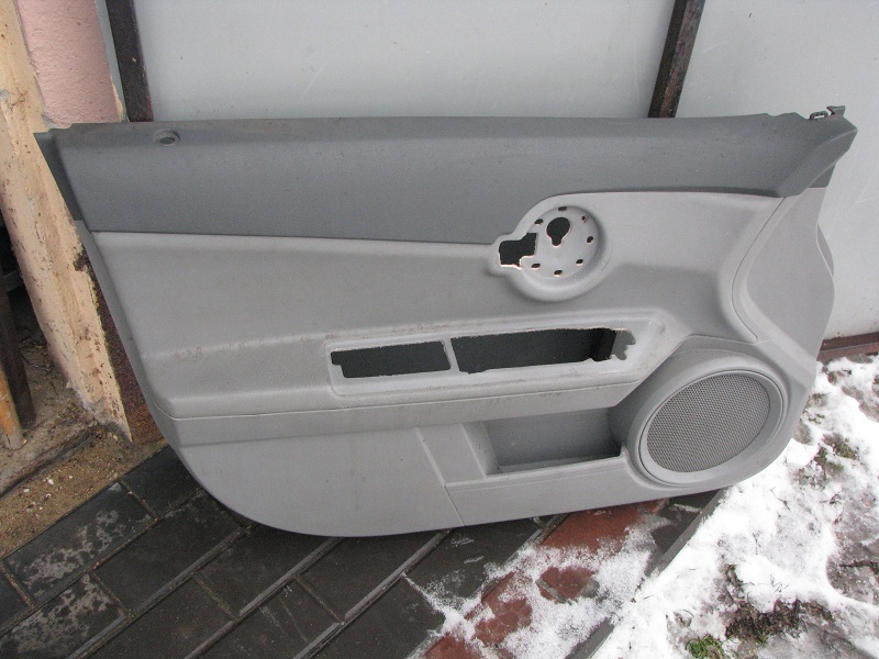 Dodge avenger deals door panel