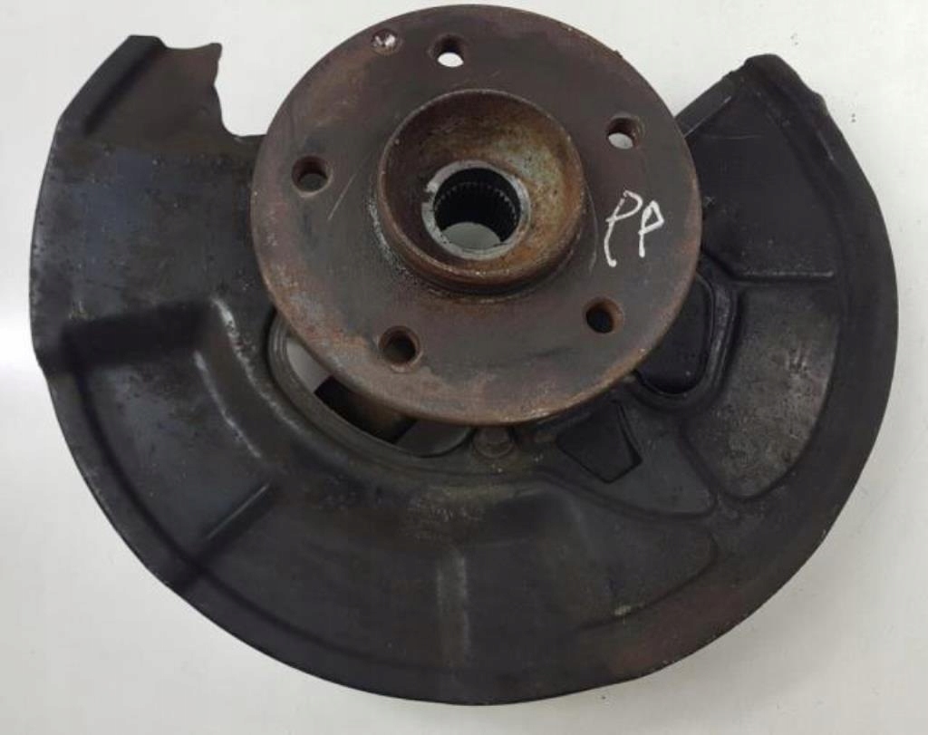 WHEEL HUB (FRONT RIGHT) MERCEDES W203 3.2 V6 4MATIC