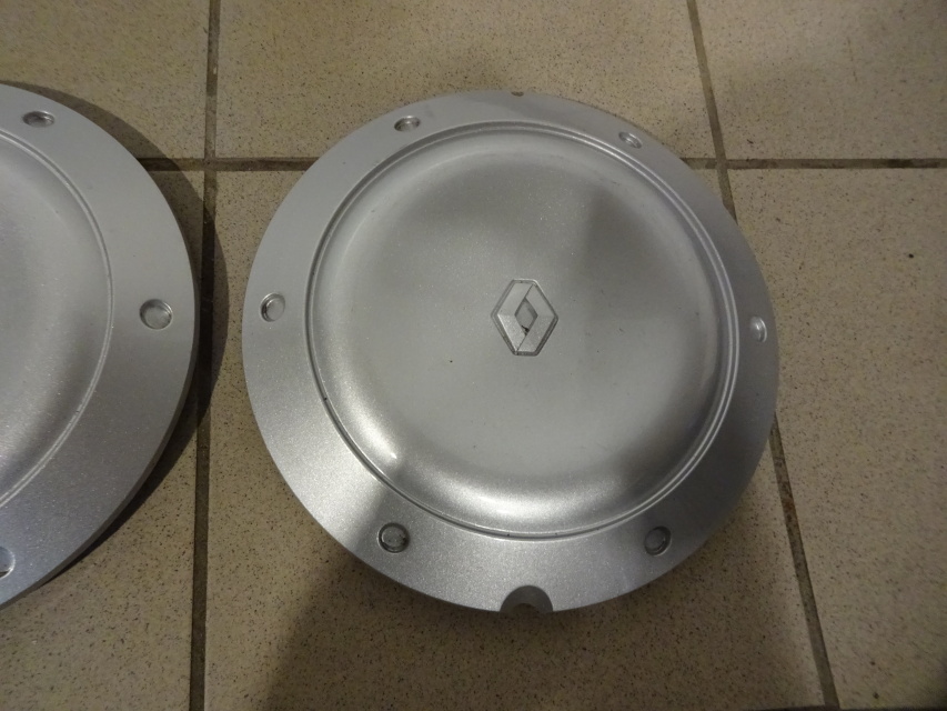 Renault kangoo deals hubcaps