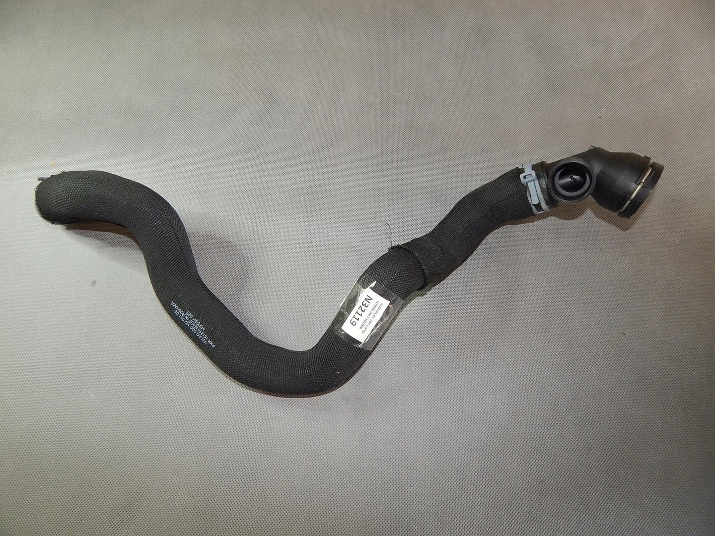AUDI A3 8V WATER PIPE 5Q0122051DE