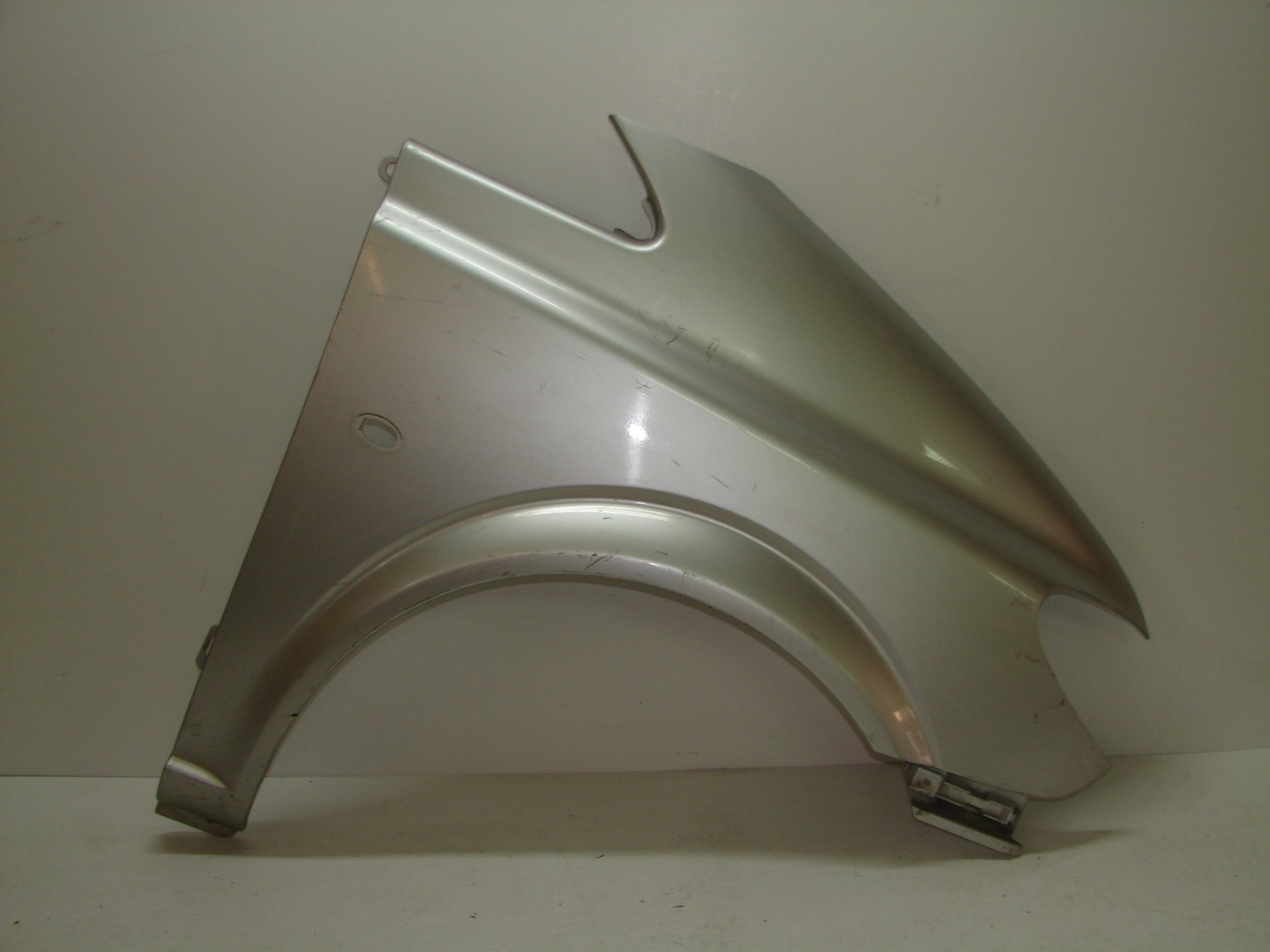 fender front right MERCEDES VITO VIANO 04-10