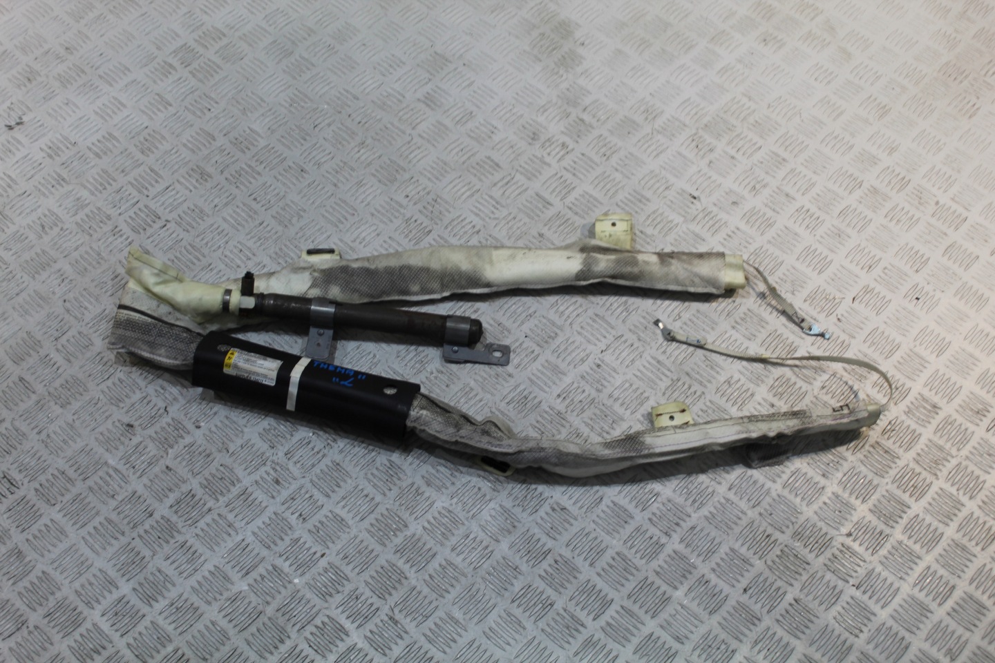 DACHVORHANG AIRBAG LINKS LANCIA THEMA 2013