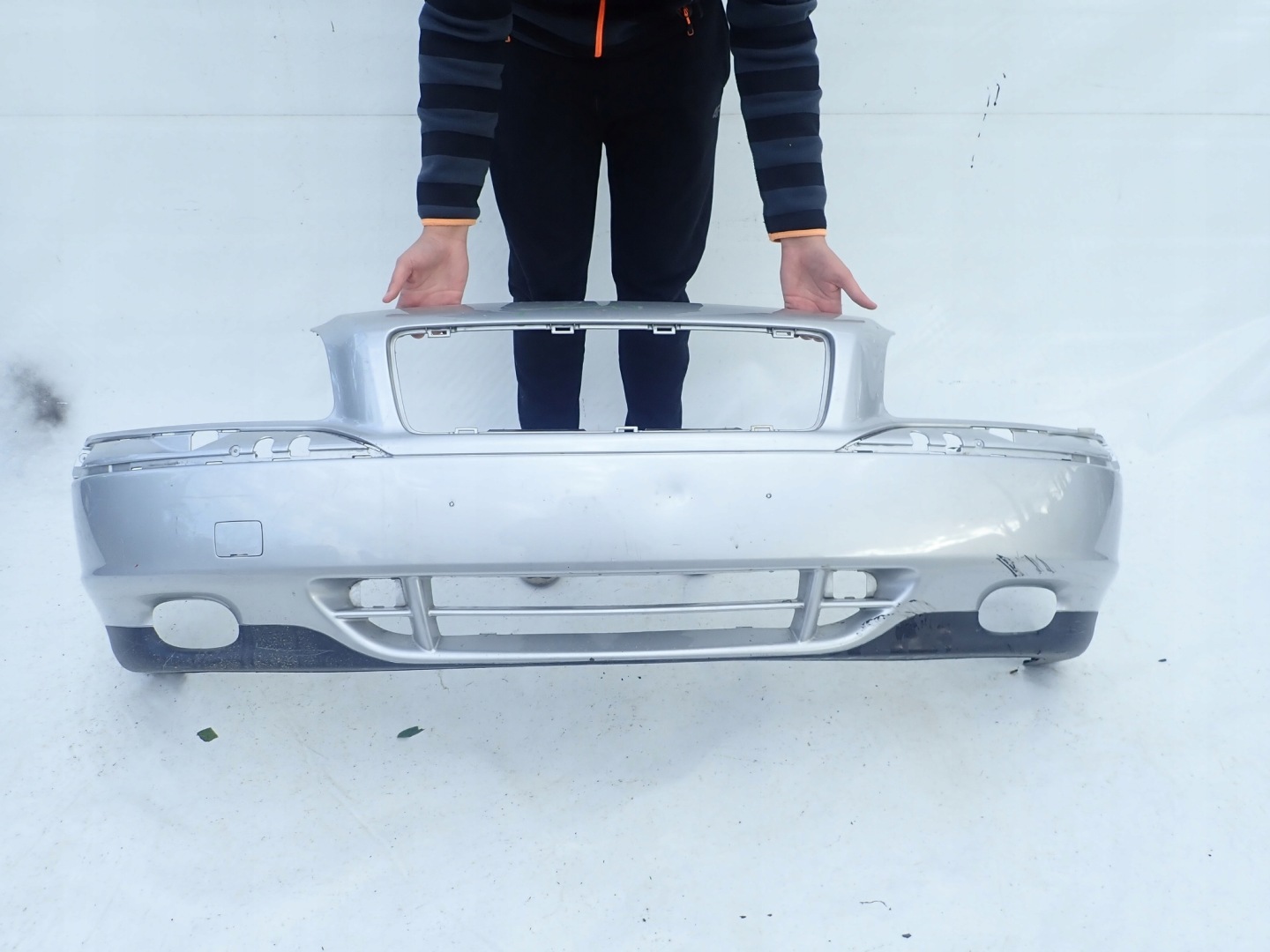 VOLVO S80 and 1 98-04 bumper front front washer