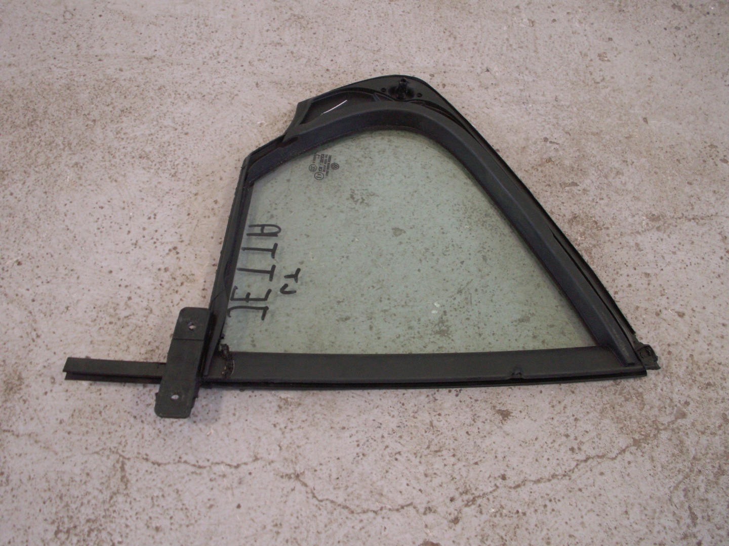 window door left rear part VOLKSWAGEN JETTA 5C 2017 R.