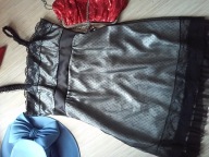 * RESERVED * SUKIENKA CZARNA Z KORONKĄ _36/38