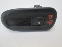 фото thumb №1, Панель кнопка стекло правый перед master iii