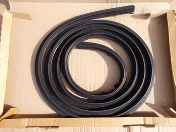 фото thumb №1, Mazda 121 прокладка крышки зад новая! оригинал!