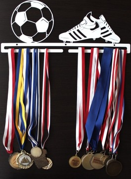 Duży metalowy wieszak na medale PIŁKA NOŻNA PIŁKARZ FOOTBALL MUNDIAL czarny