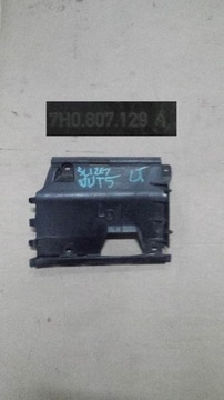 фото thumb №1, Напрямна бампера лівий задня vw t5 7h0807129a