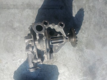 фото thumb №1, Renault 2.0 dci m9r насос масла 8200345757