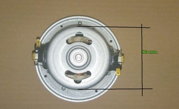 Универсальный мотор для пылесоса мощностью 1400 Вт с фланцем.