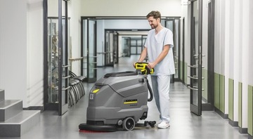 АККУМУЛЯТОРНАЯ СКРУББЕРА KARCHER BD 43/25 В КОМПЛЕКТЕ