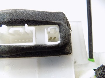 фото thumb №10, Замок правый зад 2контакты subaru impreza iii gh 07-13