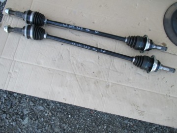 Купить Приводной вал подрамник правый  задняя  mazda cx5 2,2d 4x4 17r новая, фото thumb