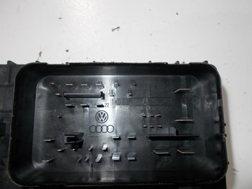 БЛОК ПРЕДОХРАНИТЕЛЕЙ VW AUDI SKODA 1K0937125A