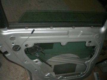 фото thumb №3, Двері задня volvo v50 lift 2010