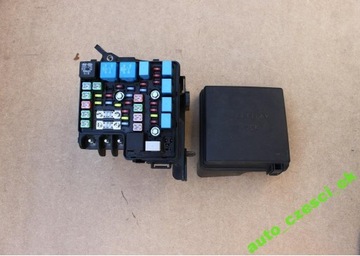 Корпус коробка запобіжників i30 cee'd 1.4 16v фото №1