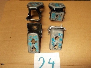 Peugeot 5008 петли дверь левый зад фото №1