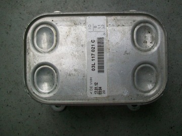 Радіаторів масла 03l117021c vw crafter t5 2.0tdi фото №1